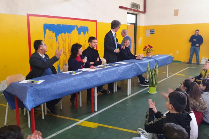 I giocatori del Palermo Calcio alla Scuola Mazzini
